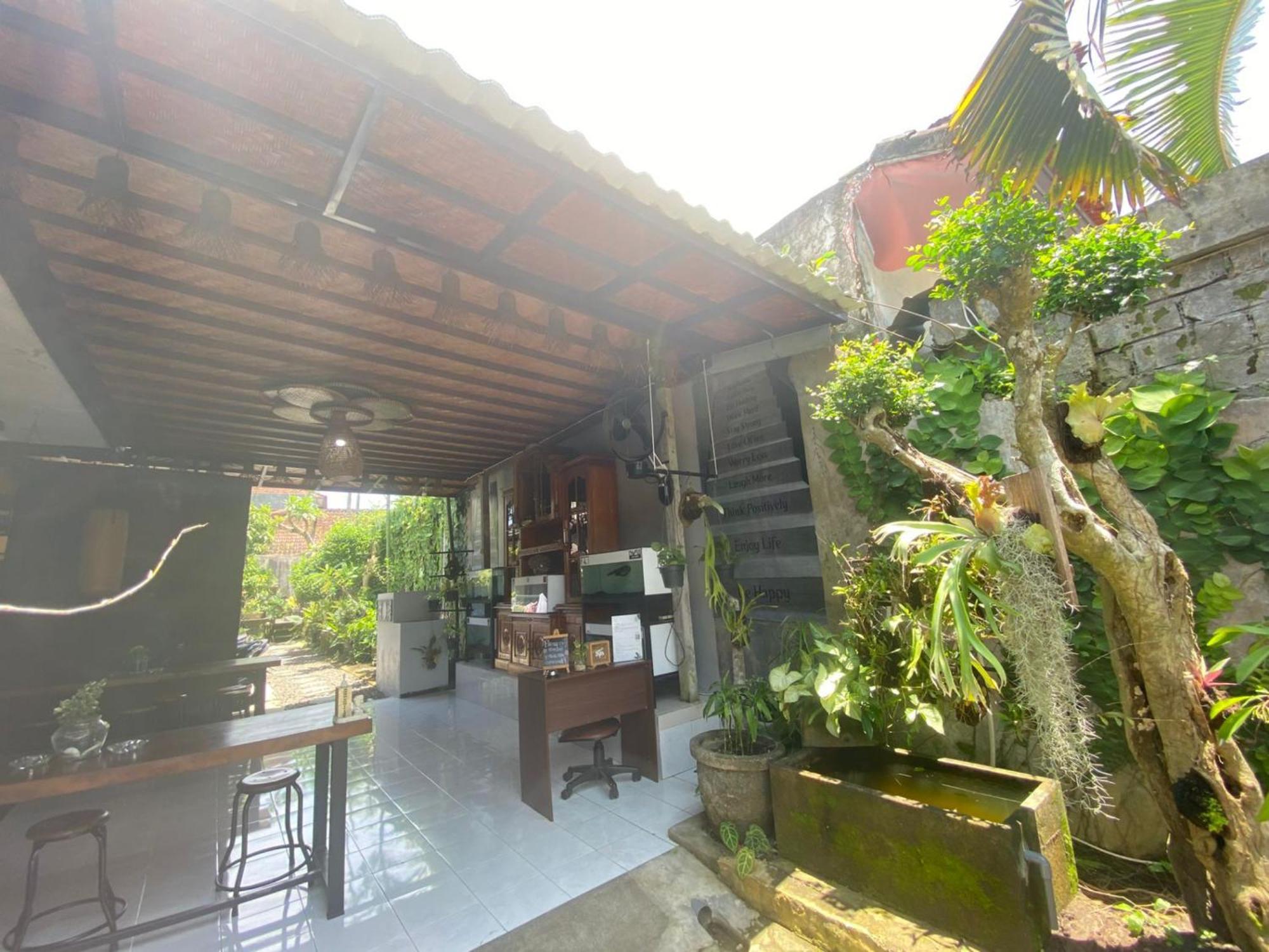 Coliving Bali Sweet Home Kost Lengkap Di Tabanan Kota Екстериор снимка